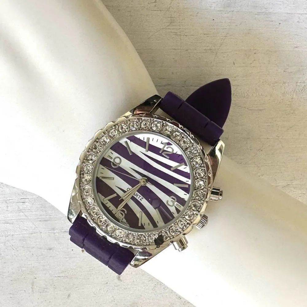 Bréda zebra rhinestone watch with purple band